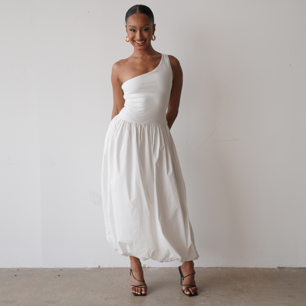 受注販売】Balloon Sleeve Volume Dress – L'AUBE BLANC