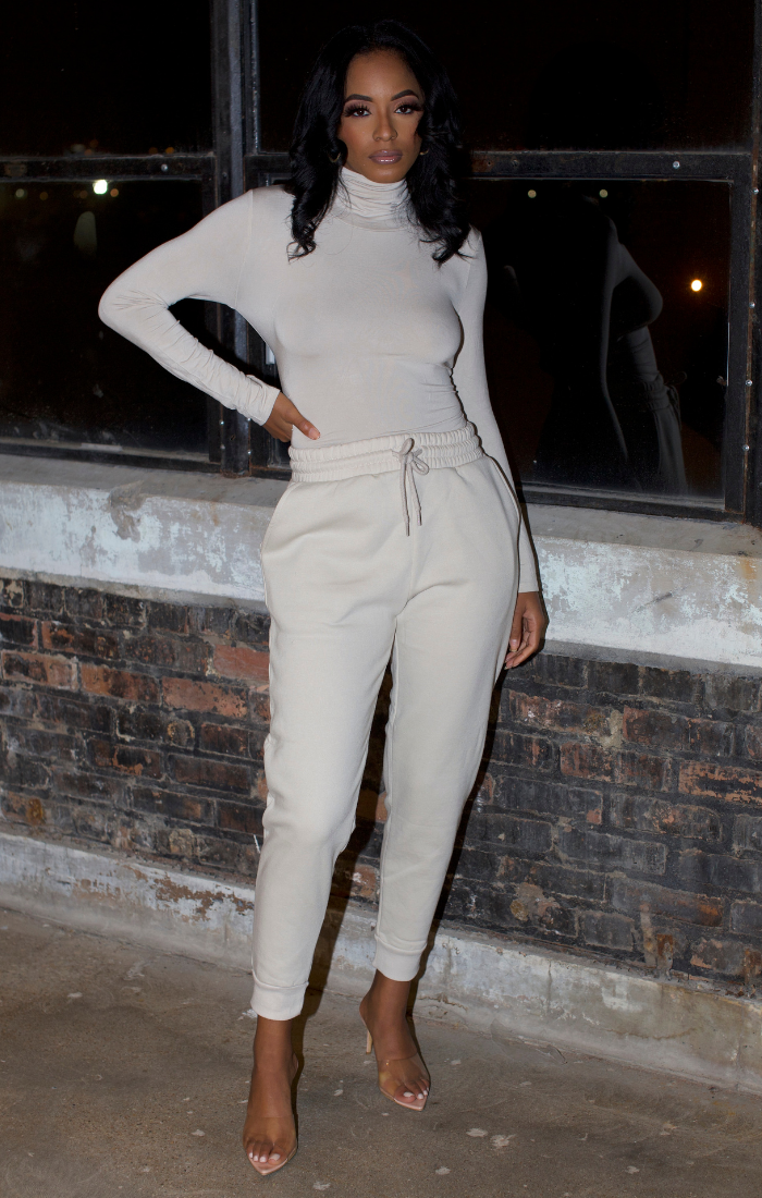 Turtleneck Sweatpants Set (Cream)