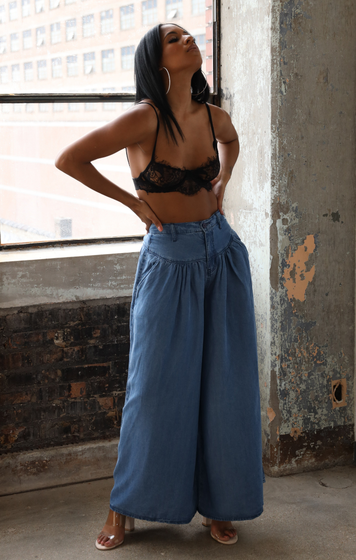 Chambray capris 2025