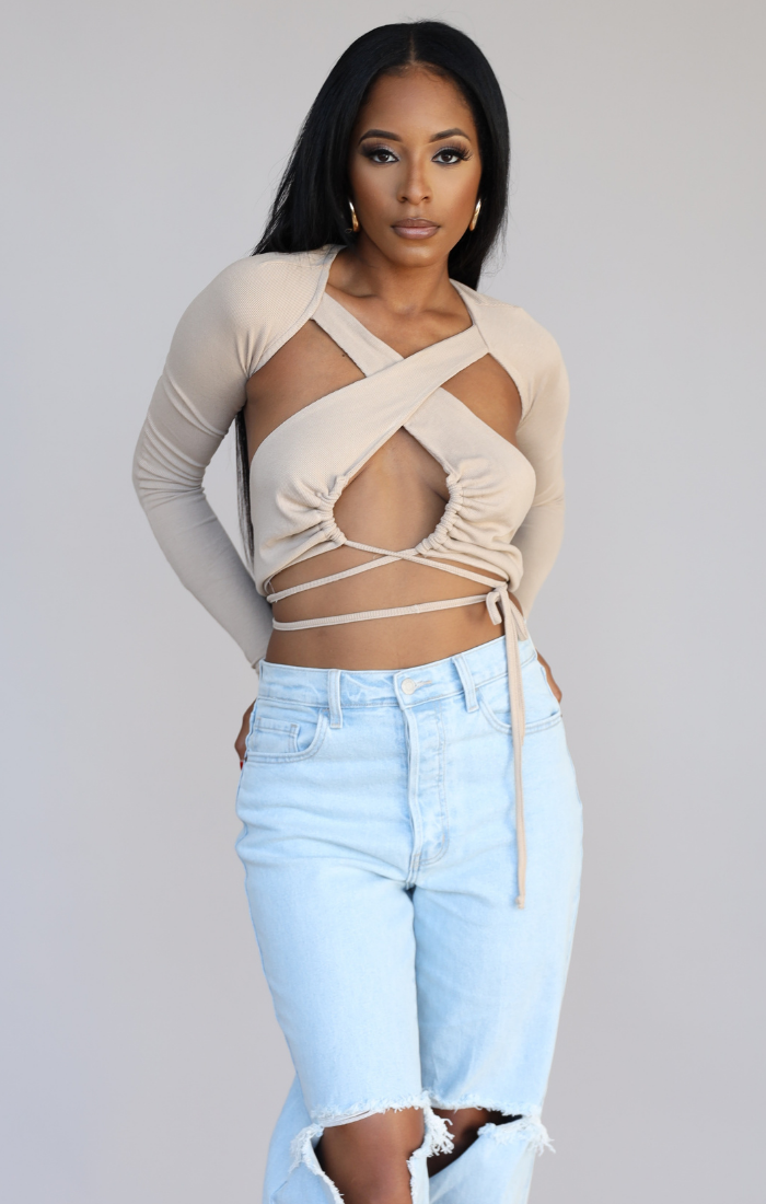 KERI I CUT OUT LONG SLEEVE TIE AROUND TOP