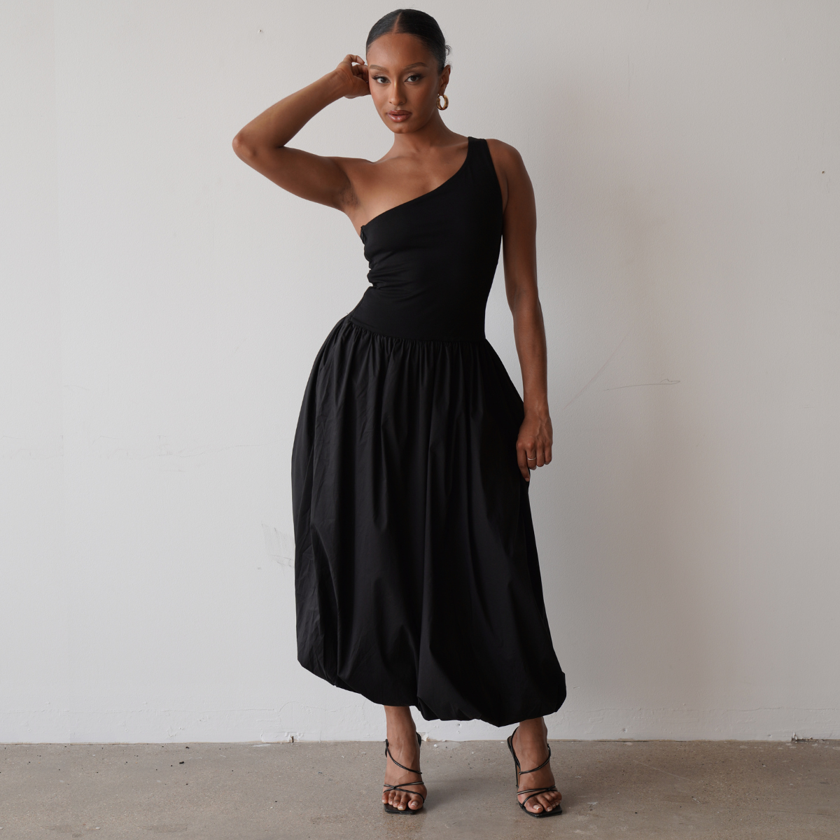 One shoulder Maxi Balloon Dress (Black)