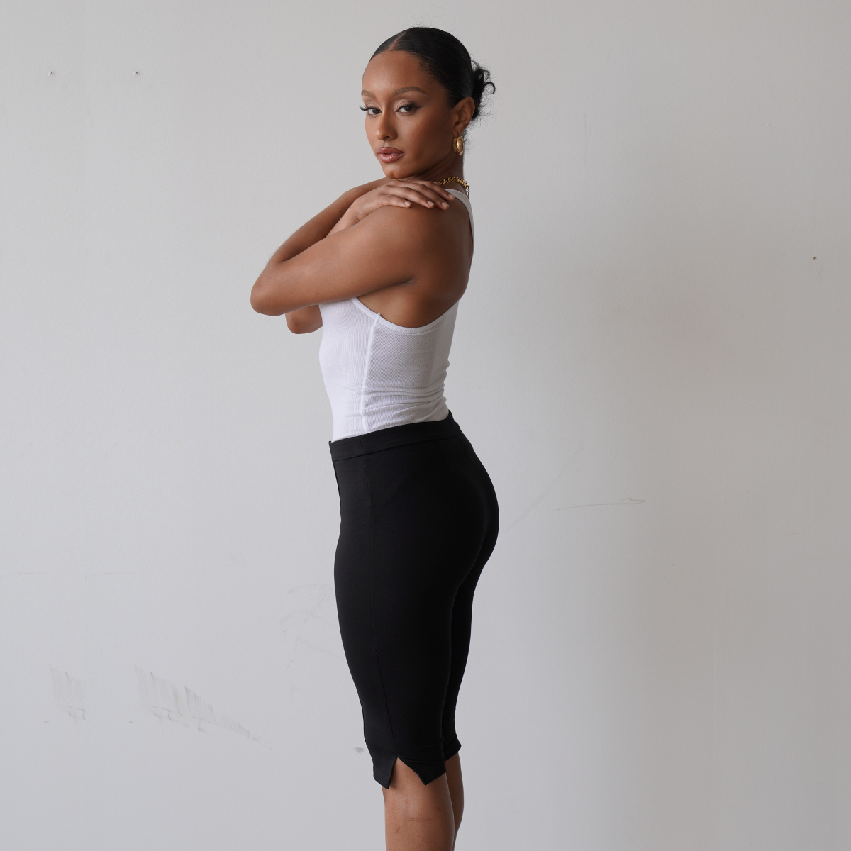 Stretch Capri Pants (Black)